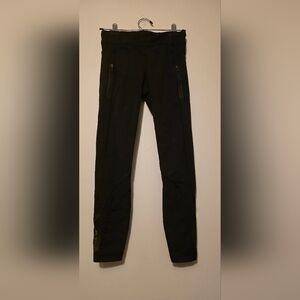 LULULEMON Size 4 Black Zippered Leggings